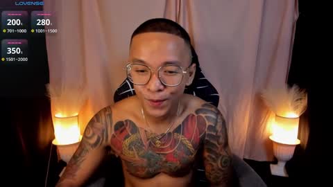 Snapshot of tannedskinmatty chatting on 2, 2, 2025 Matty online show from 2, 2, 2025