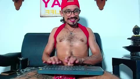 Snapshot of tanshabey chatting on 21, 4, 2026 tanshavey online show from 21, 4, 2026