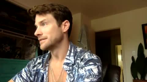 Dr. Love online show from 12, 4, 2026