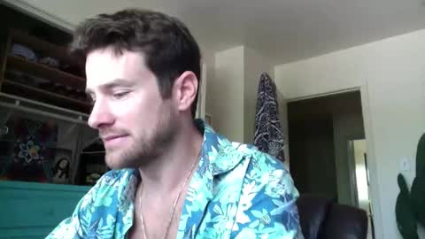 Snapshot of tantrichealing chatting on 15, 5, 2026 Dr. Love online show from 15, 5, 2026