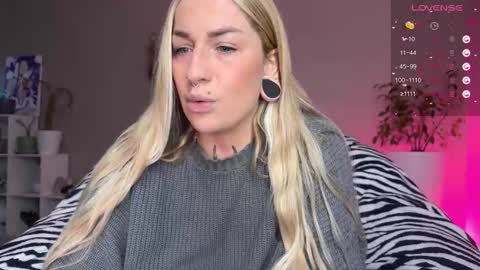 Tanya acid       online show from 3, 12, 2025