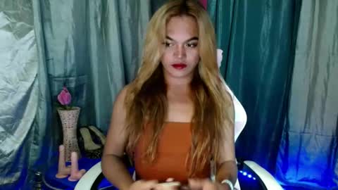 tanyabels_thenaughtyone online show from 19, 4, 2026