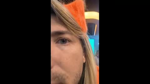 Snapshot of tapmars chatting on 10, 4, 2026 tapmars online show from 10, 4, 2026