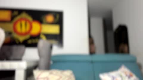 Dani independent model  online show from 28, 1, 2025