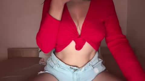 Snapshot of tarcymoon chatting on 14, 5, 2026 tracypussy online show from 14, 5, 2026
