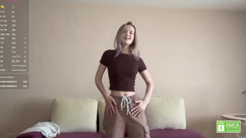 Snapshot of tashinapetitto chatting on 6, 3, 2026 Your Ressie online show from 6, 3, 2026