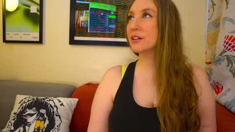 Snapshot of task_manager chatting on 19, 10, 2025 Vivian  Clark online show from 19, 10, 2025