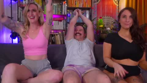 Snapshot of task_manager chatting on 27, 2, 2026 Vivian Clark online show from 27, 2, 2026