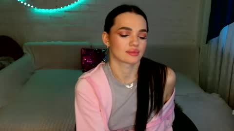 Snapshot of tasty_babyy chatting on 19, 11, 2025 tasty_babyy online show from 19, 11, 2025