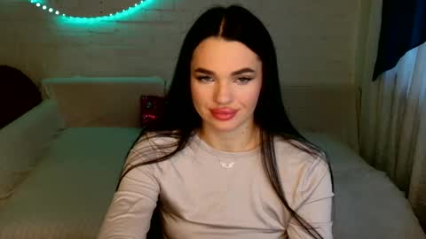 Snapshot of tasty_babyy chatting on 26, 11, 2025 tasty_babyy online show from 26, 11, 2025