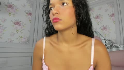 Snapshot of tasty_desires chatting on 18, 12, 2024 TATIS online show from 18, 12, 2024