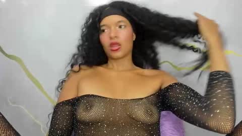 Snapshot of tasty_desires chatting on 13, 2, 2025 TATIS online show from 13, 2, 2025
