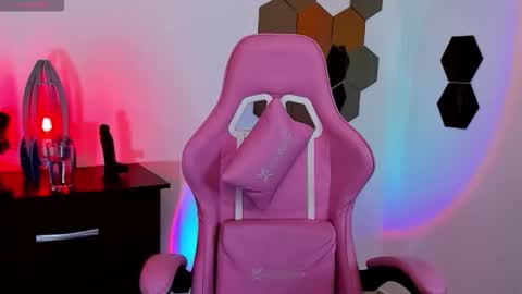 Snapshot of tastymeli8 chatting on 27, 9, 2025 Meli online show from 27, 9, 2025