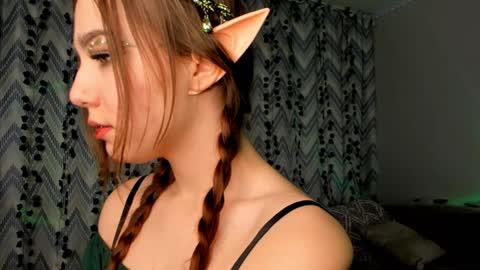 Snapshot of tate_angel chatting on 11, 12, 2024 Tate online show from 11, 12, 2024