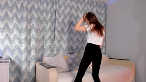 Snapshot of tate_angel chatting on 31, 1, 2025 Tate online show from 31, 1, 2025