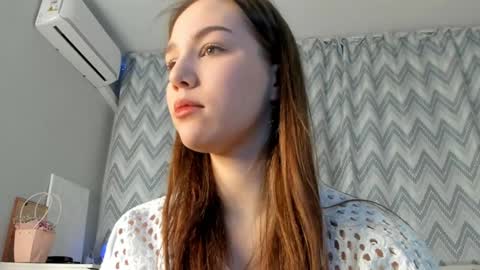 Snapshot of tate_angel chatting on 7, 2, 2025 Tate online show from 7, 2, 2025