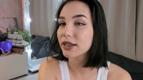 Snapshot of tate_angel chatting on 20, 9, 2025 Tate online show from 20, 9, 2025