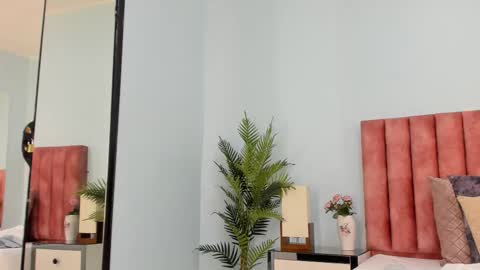 Tati Saldarriaga online show from 26, 2, 2026