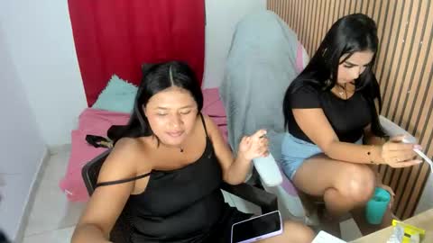 tatihot_6969 online show from 14, 5, 2026
