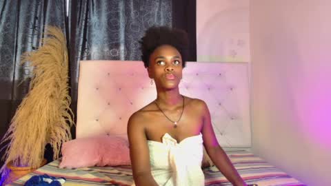 Snapshot of tatixxxvega chatting on 6, 4, 2026 tatix online show from 6, 4, 2026