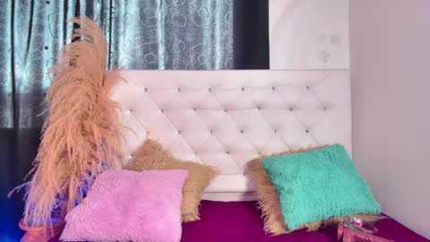 Snapshot of tatixxxvega chatting on 4, 6, 2026 tatix online show from 4, 6, 2026
