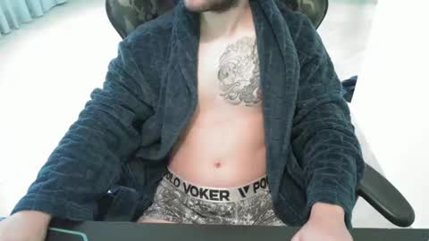 Snapshot of tatmers chatting on 5, 1, 2025 Lucas online show from 5, 1, 2025