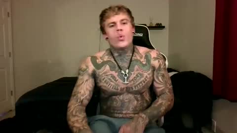 Snapshot of tatteddaddy9000 chatting on 25, 9, 2025 D-Man online show from 25, 9, 2025