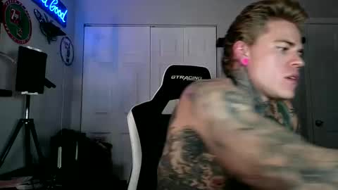 Snapshot of tatteddaddy9000 chatting on 2, 10, 2025 D-Man online show from 2, 10, 2025