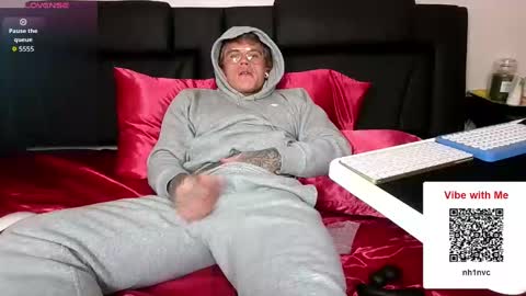 Snapshot of tatteddaddy9000 chatting on 26, 10, 2025 D-Man online show from 26, 10, 2025