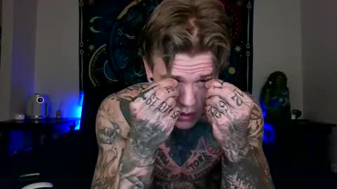Snapshot of tatteddaddy9000 chatting on 15, 11, 2025 D-Man online show from 15, 11, 2025