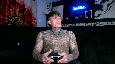 Snapshot of tatteddaddy9000 chatting on 14, 1, 2026 D-Man online show from 14, 1, 2026