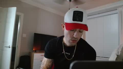 tattedlatino1 online show from 29, 12, 2024