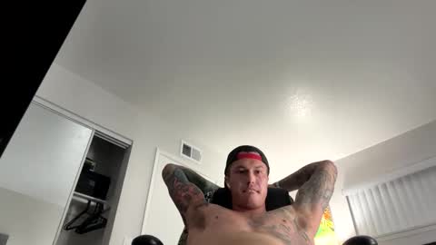 Snapshot of tattednblonde chatting on 20, 5, 2026 tattednblonde online show from 20, 5, 2026