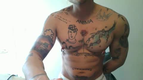 Snapshot of tattoedxxl22 chatting on 21, 3, 2026 tattooedxxl online show from 21, 3, 2026