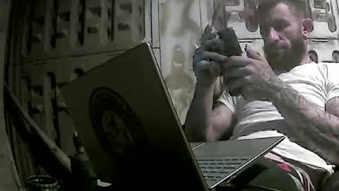 Snapshot of tattoo3333 chatting on 12, 3, 2025 tattoo3333 online show from 12, 3, 2025