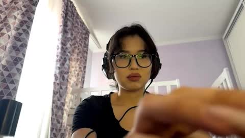 Snapshot of tatumblankenbeckle chatting on 11, 11, 2025 Jenny online show from 11, 11, 2025