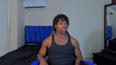 Snapshot of tau_montes chatting on 1, 3, 2026 tau_montes online show from 1, 3, 2026