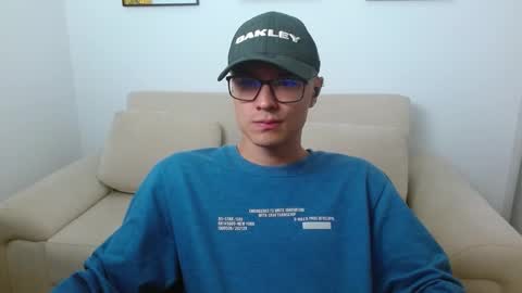 Snapshot of taurus4k chatting on 1, 2, 2025 taurus4k online show from 1, 2, 2025