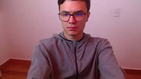 Snapshot of taurus4k chatting on 3, 3, 2025 taurus4k online show from 3, 3, 2025