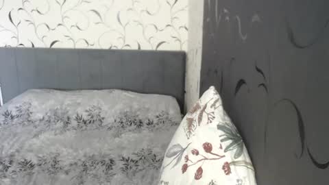Snapshot of taxxxu chatting on 12, 6, 2026 Diana online show from 12, 6, 2026