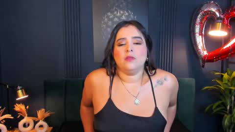 Taylor Bennet online show from 6, 3, 2025