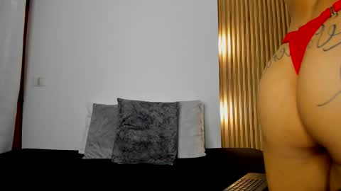 Taylor online show from 15, 9, 2025