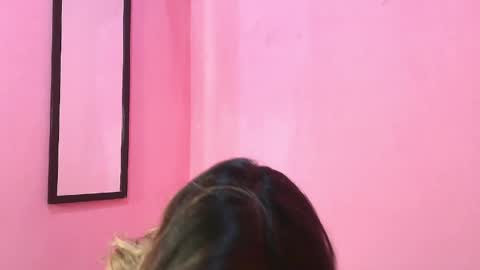 Snapshot of taylor_lii0 chatting on 23, 4, 2026 taylor lii0425 online show from 23, 4, 2026