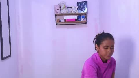 Snapshot of taylor_lii0 chatting on 15, 5, 2026 taylor lii0425 online show from 15, 5, 2026