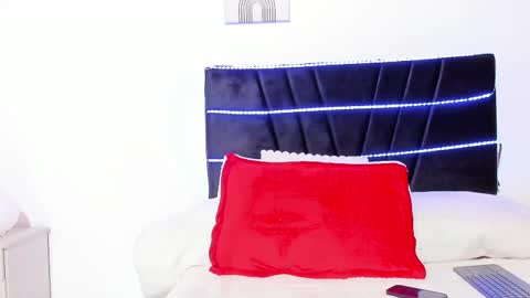 taylormaccurdy_ online show from 13, 11, 2025