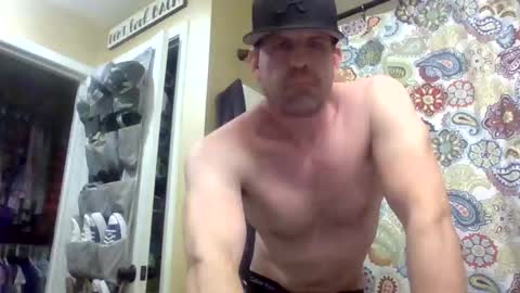 Snapshot of taylors2822 chatting on 5, 2, 2026 taylors2822 online show from 5, 2, 2026