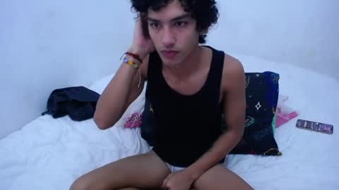 Snapshot of tayronx33 chatting on 4, 1, 2025 Tayron online show from 4, 1, 2025