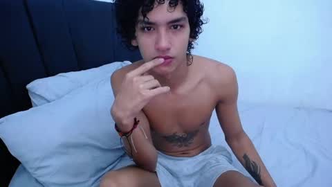 Snapshot of tayronx33 chatting on 12, 1, 2025 Tayron online show from 12, 1, 2025