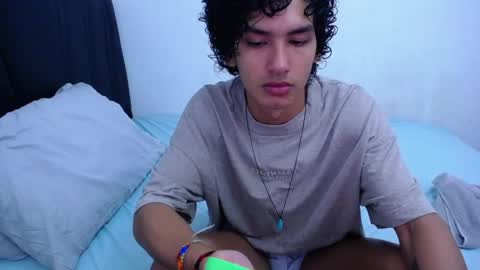 Snapshot of tayronx33 chatting on 19, 1, 2025 Tayron online show from 19, 1, 2025