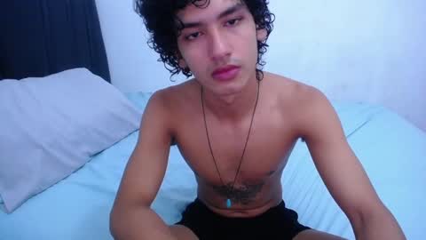 Snapshot of tayronx33 chatting on 21, 1, 2025 Tayron online show from 21, 1, 2025